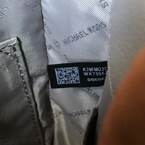 🌼Michael Kors Purse - Picture 12 of 12